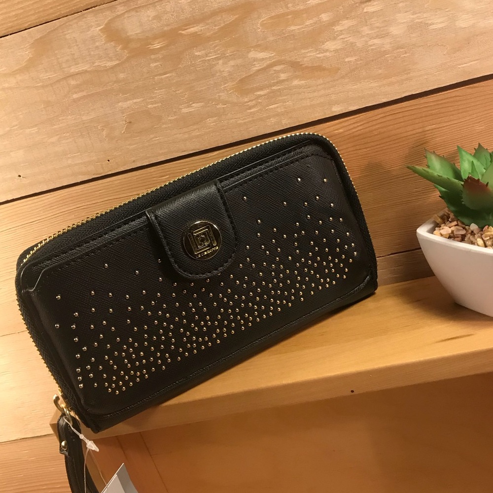 Liz Claiborne Smart Phone Wallet NWT